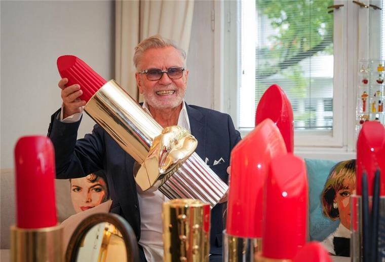 Sammelt gerne Lippenstifte: der Berliner Visagist René Koch.