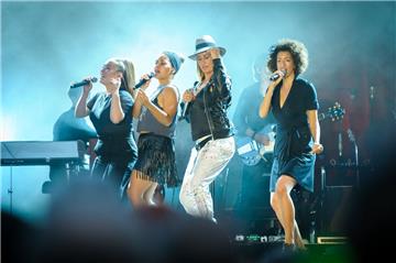 Sarah Connor und Band. Foto: Masorat