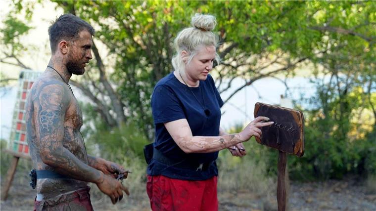 Sarah Knappik und Gigi Birofio kriegten sich bei der Schatzsuche in die Haare. (Handout-Foto)