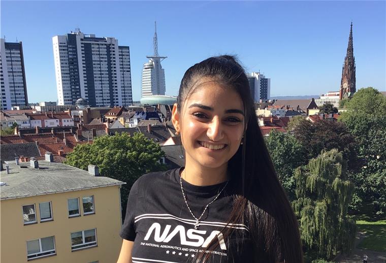 Bremerhavener Flüchtlingsmädchen will Astrophysikerin werden Saveen Kassem liebt Bremerhaven über alles, sagt die 20-Jährige, die 2015 aus Syrien geflüchtet war.