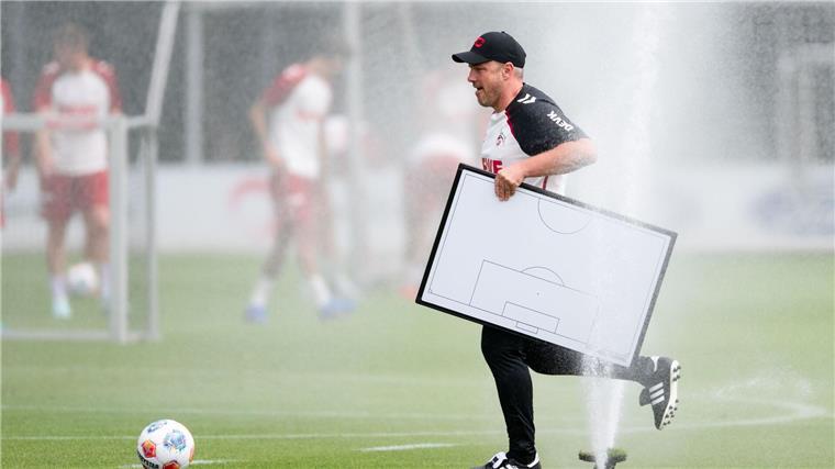 Der 1. FC Köln will endlich anders sein Schafft es Trainer Lukas Kwasniok, den 1. FC Köln langfristig in der 1. Bundesliga zu etablieren und das Fahrstuhl-Image abzulegen?