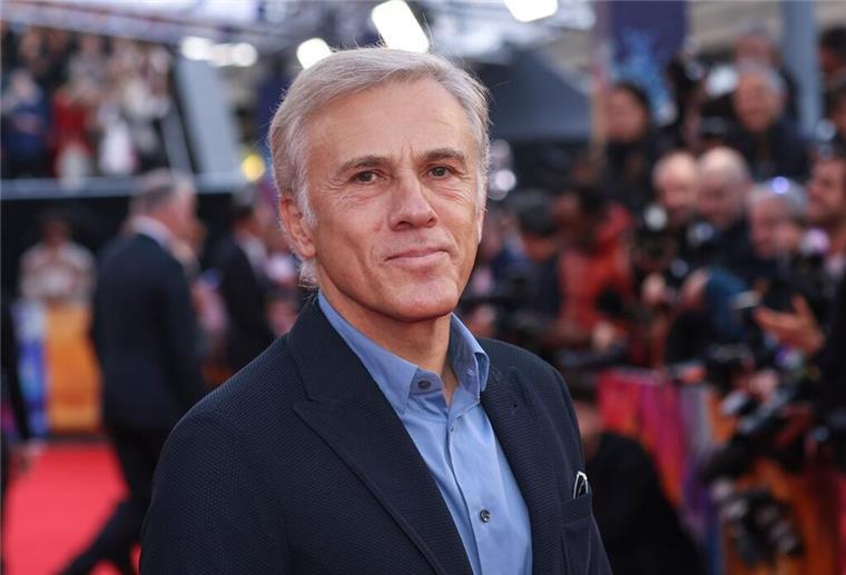 Auch Christoph Waltz und Ariana Grande als Helfer bei Oscars Schauspieler Christoph Waltz wird bei den diesjährigen Oscars einen Preis verteilen.