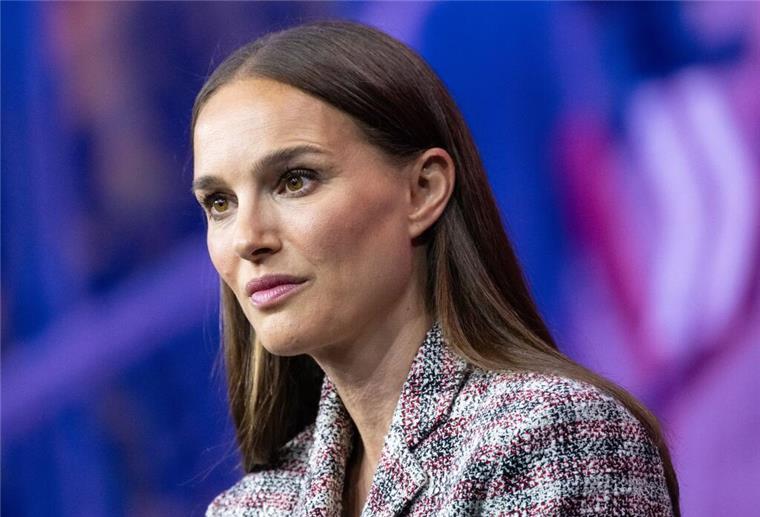 Prominente entsetzt nach Hamas-Angriff Schauspielerin Natalie Portman zeigt sich erschüttert über den Hamas-Angriff auf Israel.