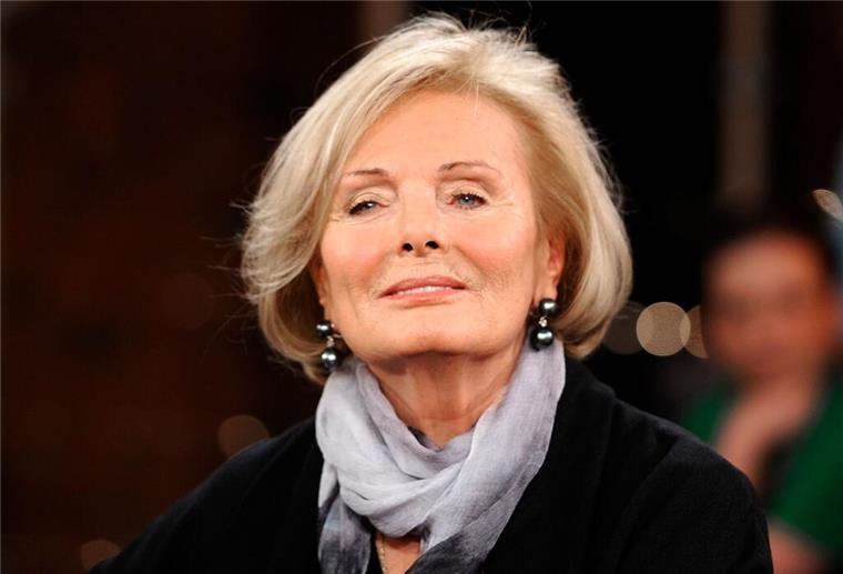 Ruth Maria Kubitschek schrieb als „Spatzl“ TV-Geschichte Schauspielerin Ruth Maria Kubitschek starb im Alter von 92 Jahren.