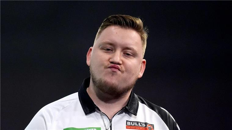 Darts-Duo trifft bei WM auf 71-Jährigen Schindler und Pietreczko wollen die Pflichtaufgabe lösen.