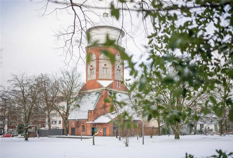 Schnee an Weihnachten? Die Aussichten für Bremerhaven und das Cuxland Schnee in Bremerhaven - das kommt gar nicht mal so oft vor. Dieses Bild vom Wasserturm in Lehe stammt aus dem Januar 2024.
