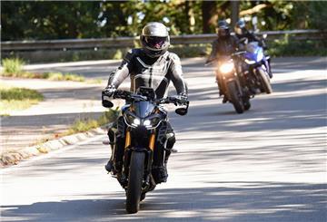 Schnell unterwegs waren am Samstag zwei Motorradfahrer im Kreis Wesermarsch (Symbolbild)