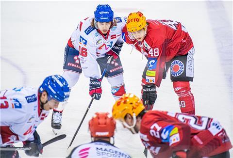 Schon das erste Aufeinandertreffen in dieser Saison hatten die Fischtown Pinguins gegen die Adler Mannheim gewonnen. Auch im zweiten Spiel siegten sie.