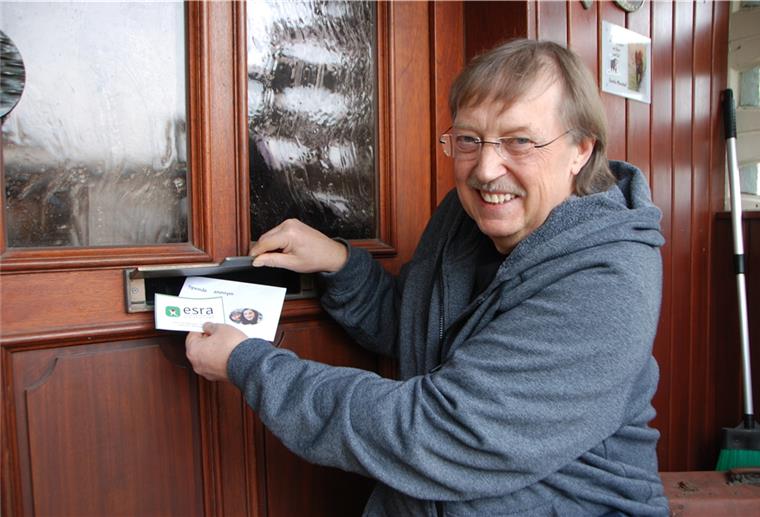 Langen: Wieder stecken 1000 Euro im Briefkasten Schon im Dezember freute sich Helmut Marschall über 1000 Euro im Briefkasten. Nun hatte ein anonymer Spender dort wieder 1000 Euro hinterlassen.