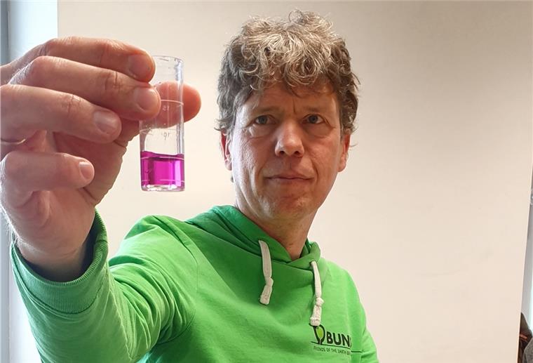 BUND: Hohe Nitrat-Werte im Cuxland-Brunnenwasser Schon im vergangenen Jahr hat der BUND im Nordkreis Wasserproben auf ihren Nitratgehalt hin untersucht. Auch die aktuellen Werte aus Hagen und Beverstedt hält Regionalchef Bernd Quellmalz für besorgniserregend.