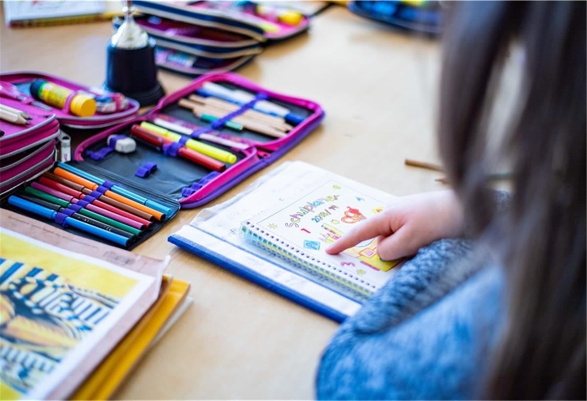 Eltern: Leistungsniveau in Bremerhavener Grundschulen unterschiedlich Schon in den Grundschulen sei das Leistungsniveau unterschiedlich, kritisieren Elternvertreter.