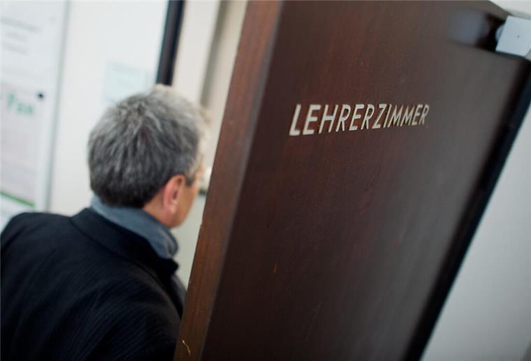 So viele Übergriffe auf Bremerhavener Lehrer gab es im Jahr 2022 Schulen sind angehalten, Meldungen über besondere Vorkommnisse anonymisiert der Schulaufsicht zu melden.