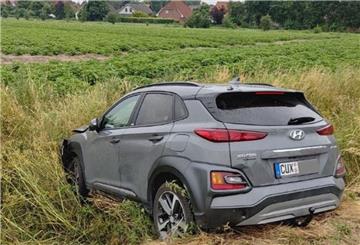 Schwerer Unfall am Kreisel in Debstedt.