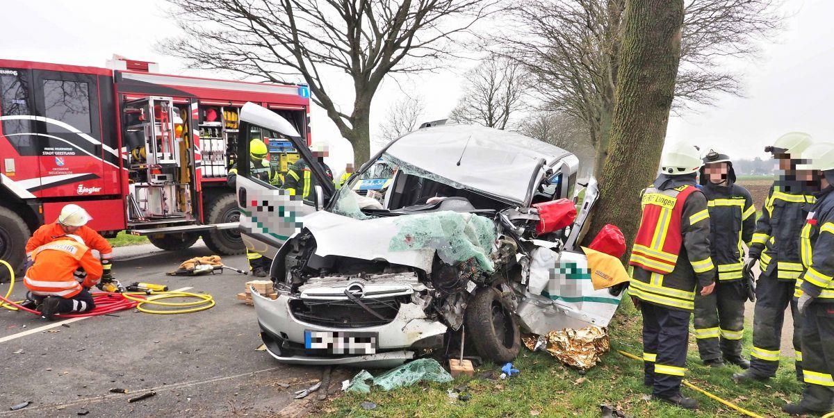 Schwerer Unfall auf der L118 zwischen Neuenwalde und Debstedt.