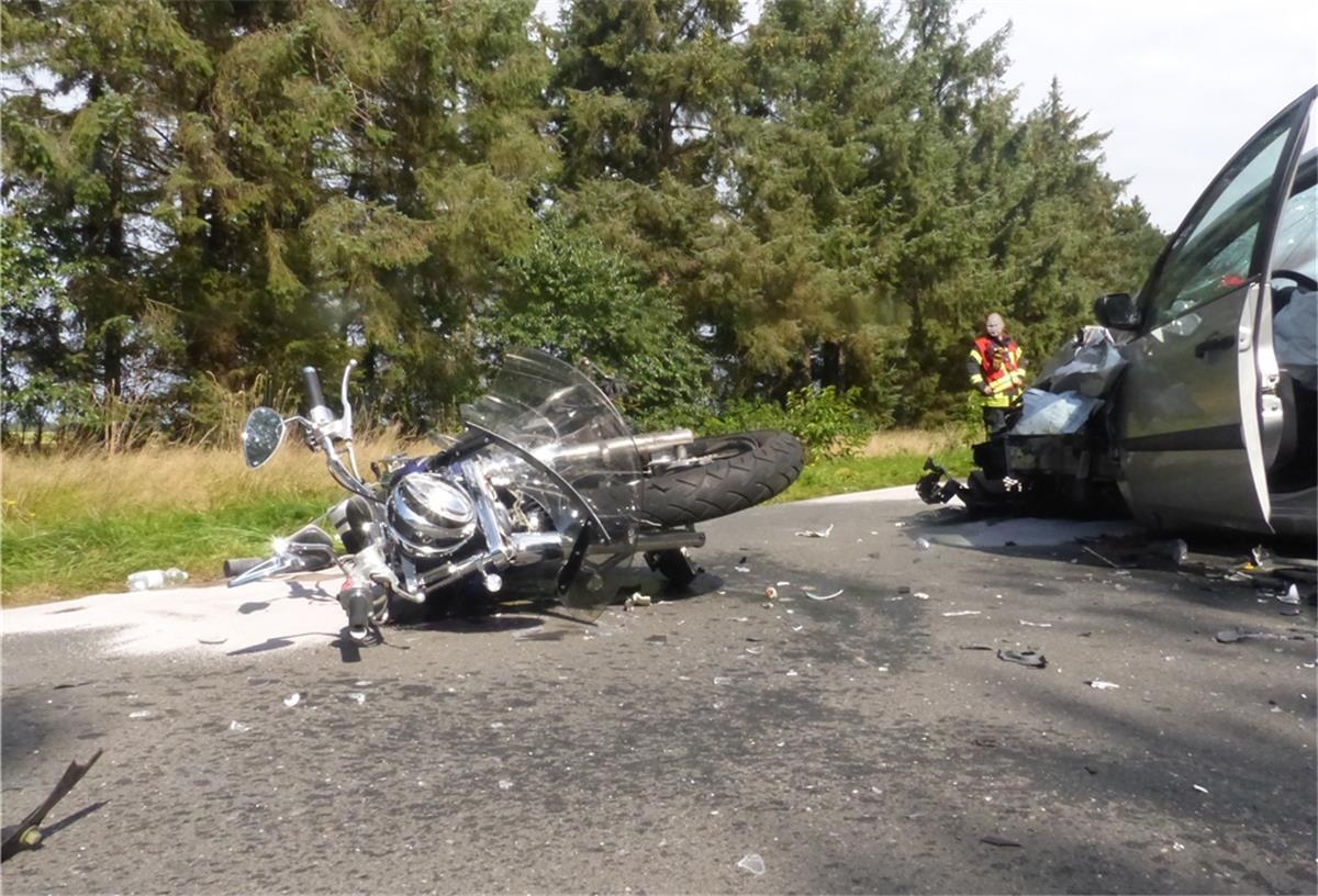 Tödlicher Verkehrsunfall bei Holte-Spangen Schwerer Unfall im nördlichen Cuxland.