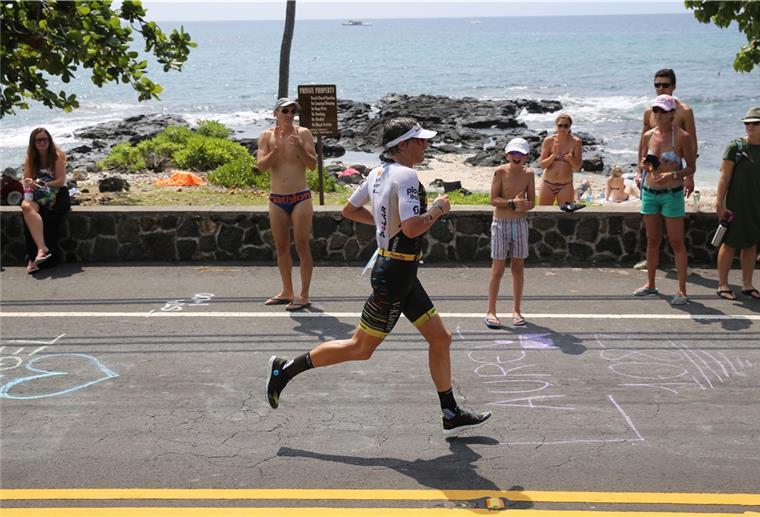 Ironman-WM erstmals nicht auf Hawaii Schwitzen, wo andere entspannt ihren Urlaub genießen? Nicht in diesem Jahr: Die Ironman-WM wird nicht wie üblich auf Hawaii ausgetragen.