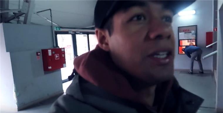 Jordan Owens auf Achse: Erst Amsterdam, dann Krakau Screenshot mit Jordan Owens. Der Kanadier reist durch die Weltgeschichte und liebt das Fernweh.