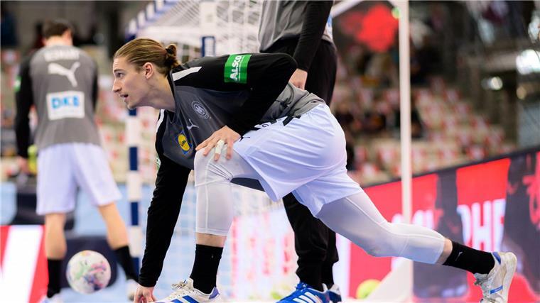 „30 lächelnde Österreicher“: Handballer heiß auf Revanche Sein Einsatz gegen Österreich ist fraglich: Spielmacher Juri Knorr.