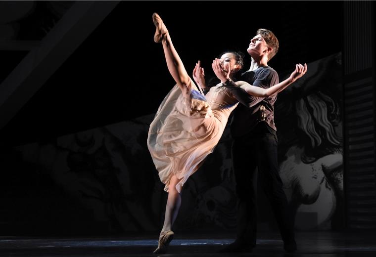 Bremerhavener Ballett: Ilario Frigione tanzt bald in Münster Seine Lieblingsrolle, den Romeo, tanzte Ilario Frigione 2018 im Ballett "Romeo und Julia" von Serge Prokofieff.