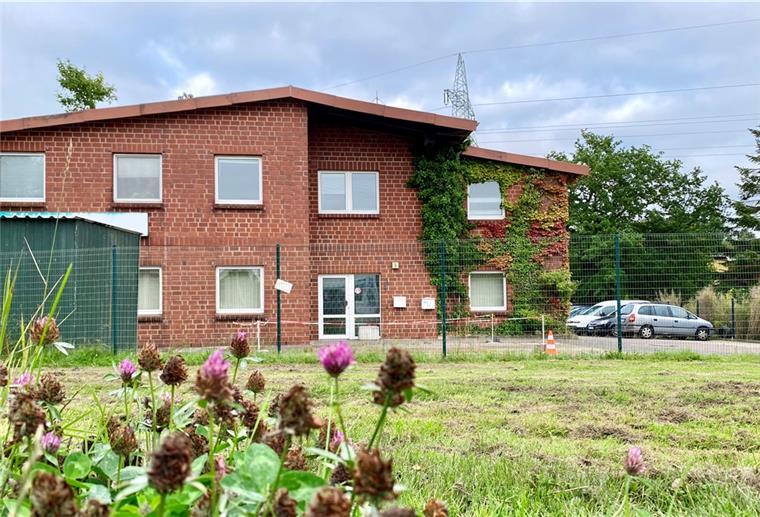 Bremerhaven: Firma Hermann A. Monsees insolvent Seit 100 Jahren besteht die Firma Hermann A. Monsees in Bremerhaven. Heute ist der Sitz des Betriebs in der Geestemünder Straße Im Felde.