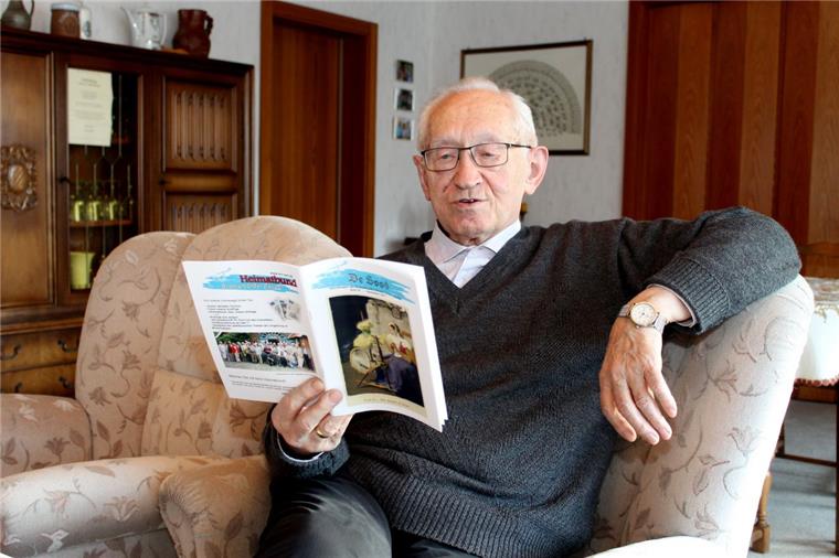 Seit 25 Jahren hat Ewald Albers aus Zeven die Schriftleitung der Mitteilungen des Heimatbundes Bremervörde-Zeven „De Sood“ inne. Mit 80 Seiten ist die 55. Ausgabe in seinen Augen besonders gelungen.