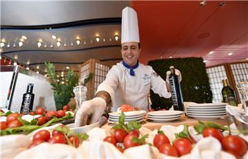Selbst gemachter Mozzarella schmeckt lecker.