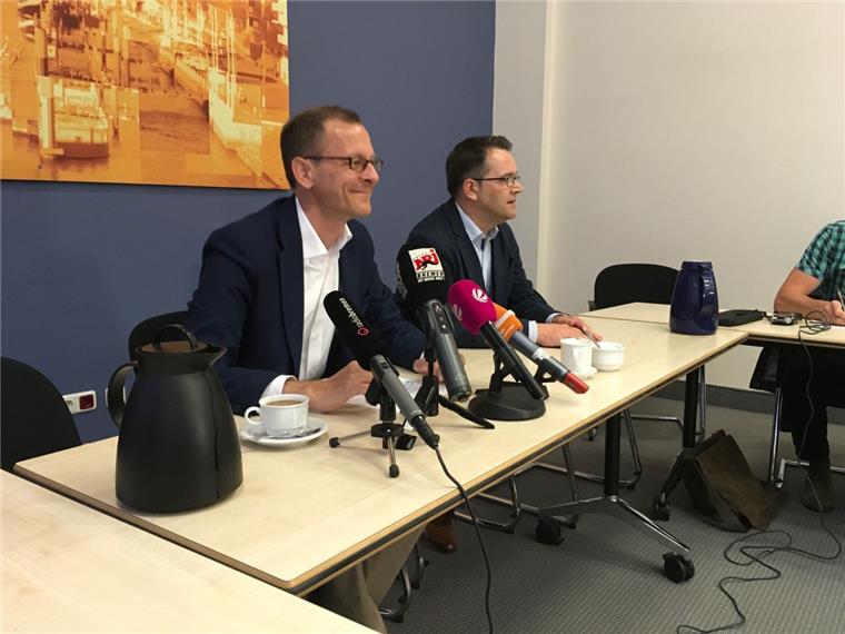 Günthner will sich nicht komplett aus Politik zurückziehen Senator Martin Günthner gibt am Donnerstag eine Pressekonferenz.