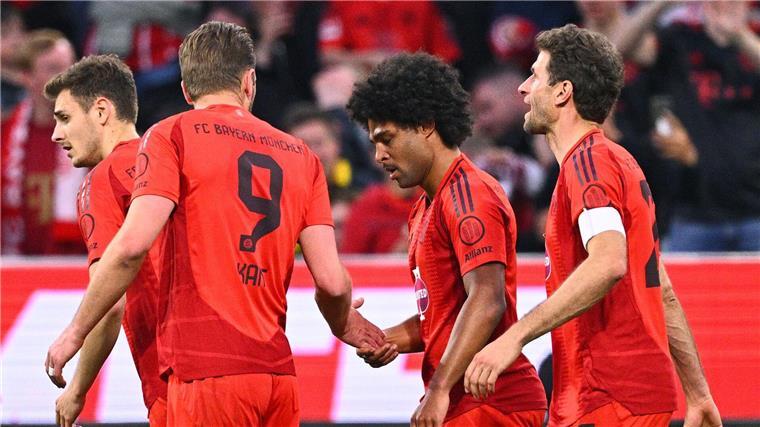 Viel Auswahl im Bayern-Angriff Serge Gnabry (Mitte) zeigte am Wochenende eine super Leistung.