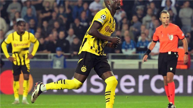 Kein Extragespräch für Anton und Guirassy vor VfB-Rückkehr Serhou Guirassy kehrt mit dem BVB zum VfB Stuttgart zurück