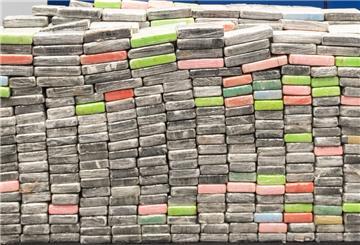 Sichergestellte Kokainpakete – sie stammen aus einem Fund im Jahr 2018. Der Zoll will am Freitag neue Erfolge bekannt geben.