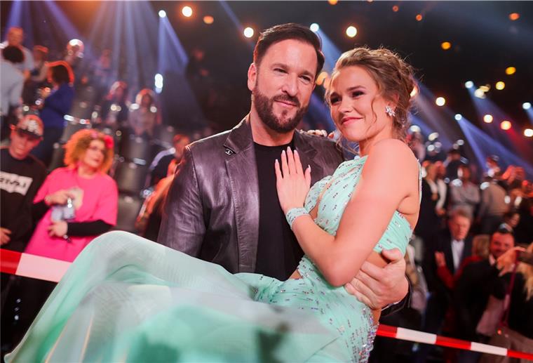 Jawort in Florida - Der Wendler und die Laura haben geheiratet Sie haben es getan: Der Wendler hat seine Laura in Florida geheiratet.