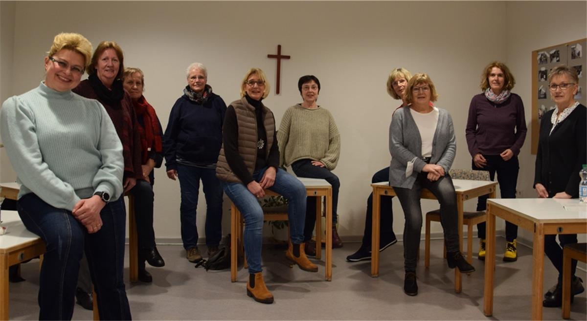 Sie sind ein eingespieltes Team: Frauen aus evangelischen, der katholischen und der freikirchlichen Gemeinde bereiten den Weltgebetstag am 4. März vor.