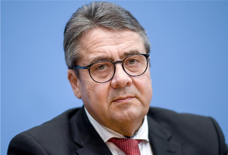Sigmar Gabriel arbeitete als Berater für Fleischkonzern Tönnies Sigmar Gabriel war als Berater für Tönnies im Einsatz.