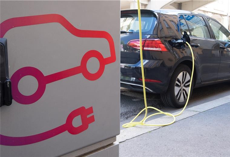 E-Mobilität im Cuxland und in Bremerhaven Sind gefragt: Ladesäulen für Elektroautos.