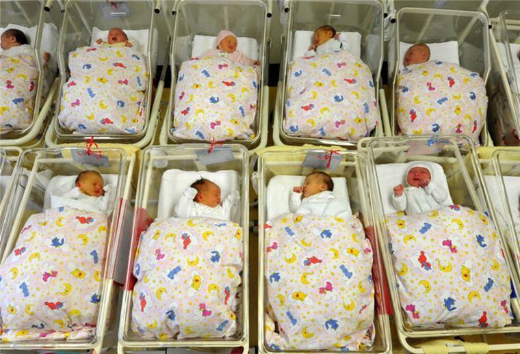 Das waren 2023 die beliebtesten Vornamen für Kinder Babys