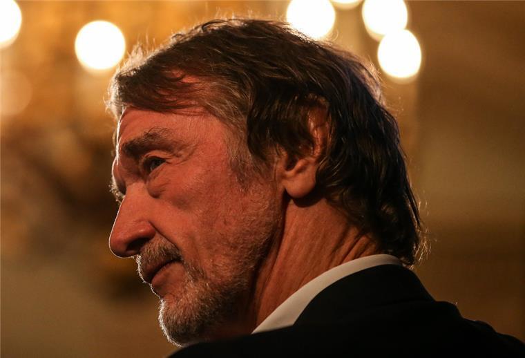 Britischer Milliardär Ratcliffe will Manchester United kaufen Sir Jim Ratcliffe, Gründer des Chemie-Unternehmens Ineos