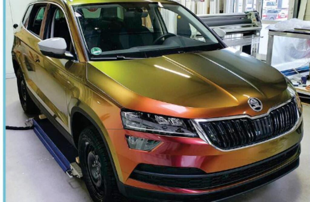 Skoda mit Vollfolierung.
