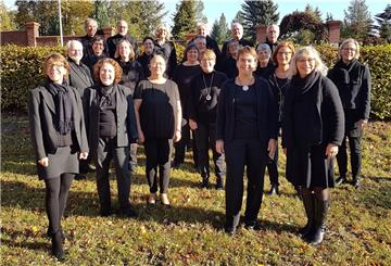 So eng wie auf dieser Tournee wird der Bremerhavener Kammerchor bei den Konzerten dieses Herbstes nicht mehr zusammenstehen.