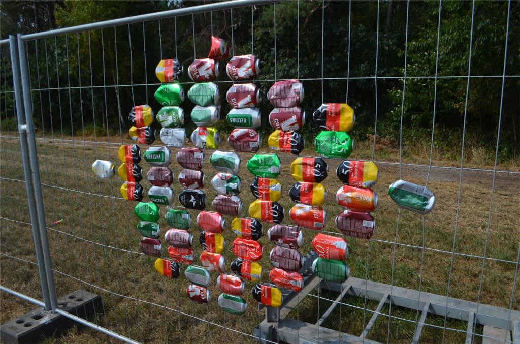 So kann man seinen Müll auch kreativ unterbringen. Foto: Overschmidt