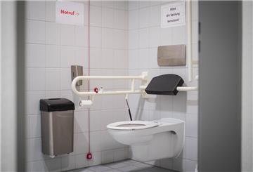 So können behindertengerechte, barrierefreie und Rollstuhl-taugliche Toiletten beschaffen sein.