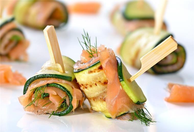 Schräge Star-Allüren: Alles nur Show? So mancher Star macht klare Vorgaben für das Backstage-Catering.