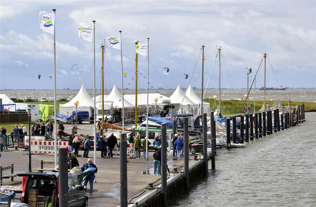 So schön war es am Wochenende im Kutterhafen in Wremen. Foto: Ulich