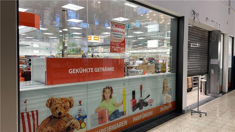 Neuer Drogeriemarkt kommt nach Lehe und hat schon die Regale voll So sieht der Müller-Markt von außen aus.