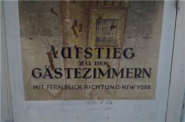 So sieht es zurzeit im Weserschlösschen aus. Die Sanierung läuft auf Hochtouren....