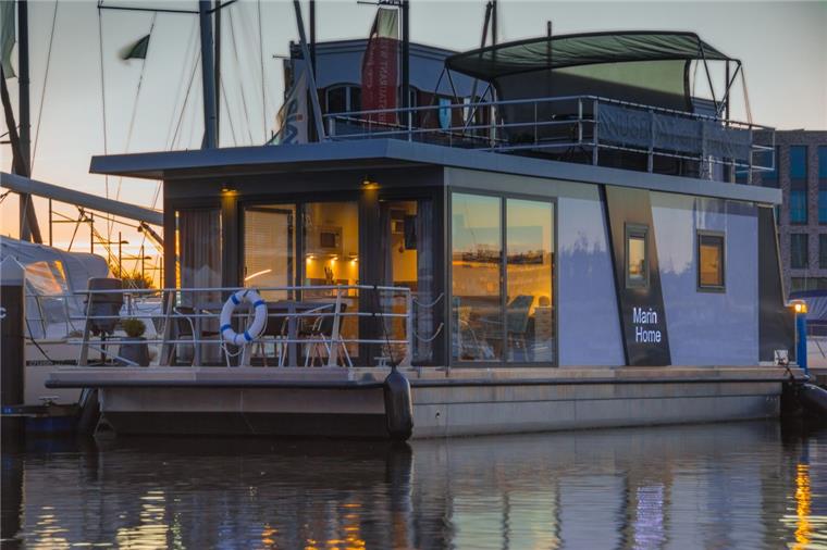 Bad Bederkesa: Das erste Hausboot macht schon im August fest So werden sie aussehen, die acht Hausboote, die bis März 2019 auf dem Hadelner Kanal in Bad Bederkesa festmachen.