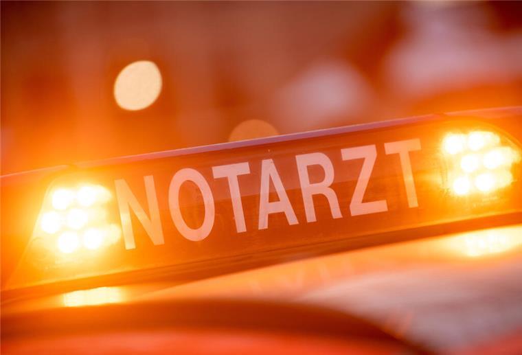 Fahrradtour endet im Krankenhaus: 67-Jähriger verletzt sich bei Sturz schwer So wollte er den Sonntagabend vermutlich nicht ausklingen lassen. Der Pedelec-Fahrer kam mit schweren Verletzungen ins Krankenhaus.