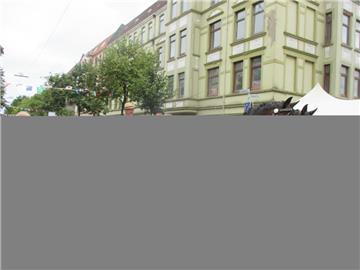 Sogar eine Pferdekutsche war beim Fest in der Goethestraße unterwegs.