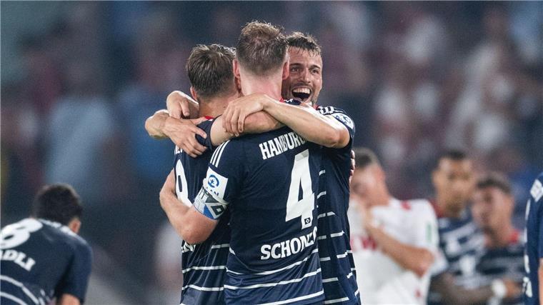 HSV-Trainer Baumgart will Meffert unbedingt halten Soll beim HSV bleiben: Mittelfeldspieler Jonas Meffert (r).