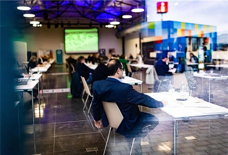 Bremerhavens Stadtverordnete gehen auf Sendung Soll demnächst live übertragen werden: Die Stadtverordnetenversammlung Bremerhaven, die derzeit im Fischbahnhof tagt.