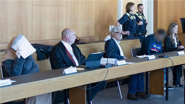 Lebenslange Haft für Ehepaar nach Beil-Mord an Flüchtling Sollte das Urteil rechtskräftig werden, erwartet das Ehepaar eine lebenslange Haftstrafe. (Archivbild)